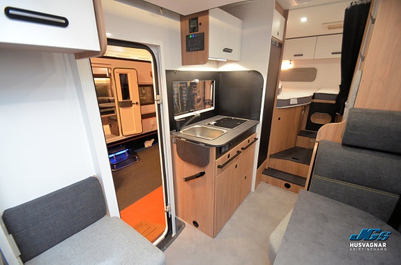 CHALLENGER 287 Graphite Edition M27 - Ford Transit 2.0L 165 HK Automat 6 of 10