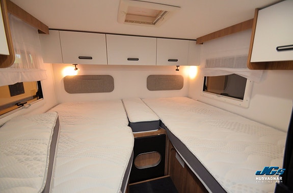 CHALLENGER 287 Graphite Edition M27 - Ford Transit 2.0L 165 HK Automat 8 of 10