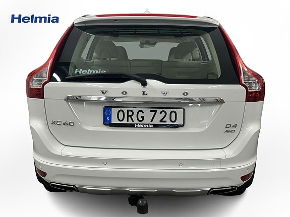 Volvo XC60 5 of 9