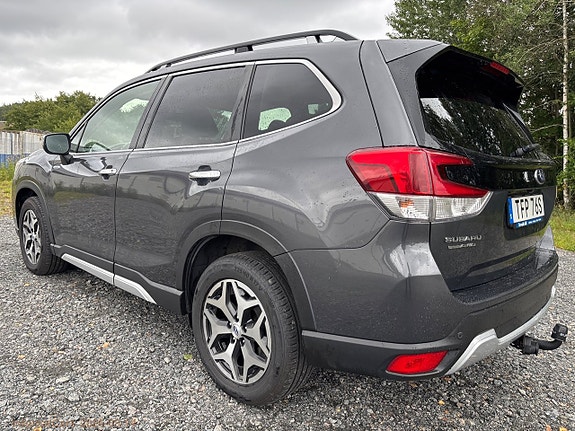 Subaru Forester 7 of 30
