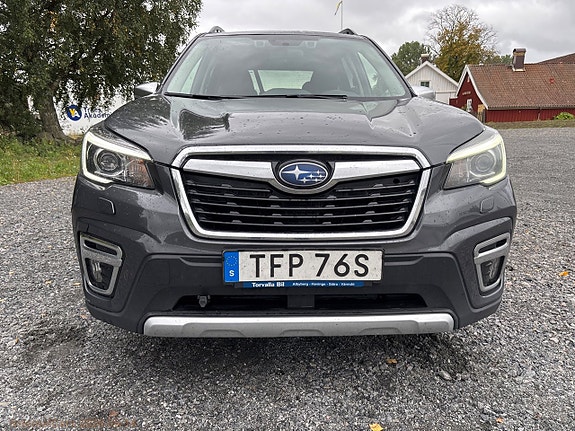 Subaru Forester 2 of 30