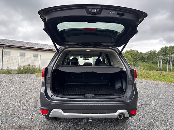 Subaru Forester 9 of 30
