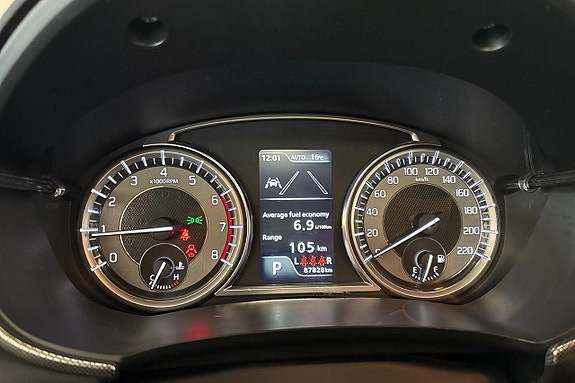 Suzuki Vitara 15 of 25