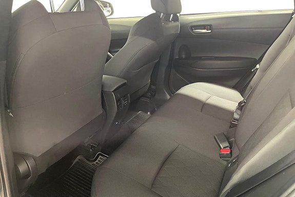 Toyota Corolla Cross 13 of 21