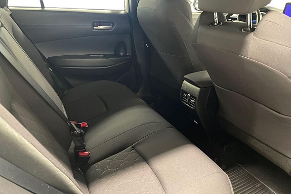 Toyota Corolla Cross 9 of 21