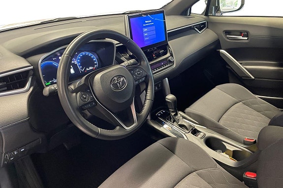 Toyota Corolla Cross 14 of 21