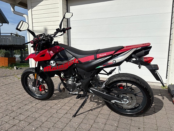 Malaguti XSM 50 2 of 5