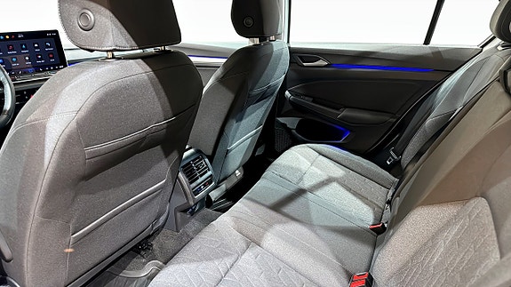 Volkswagen Golf I 11 of 19