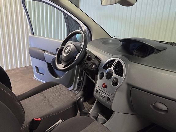 Renault Modus 3 of 10