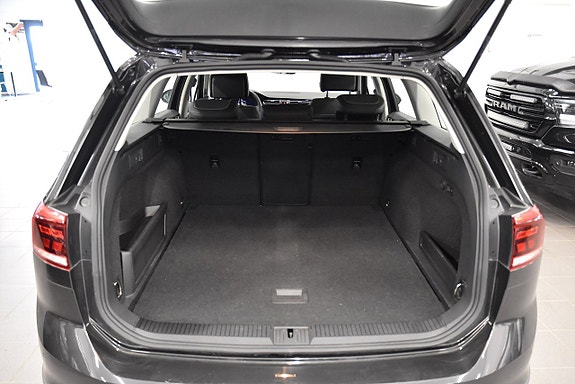 Volkswagen Passat Alltrack 22 of 22