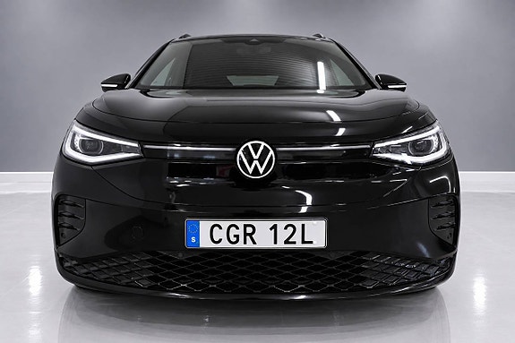 Volkswagen ID.4 GTX 2 of 28
