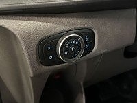 Ford Transit Custom 12 of 19