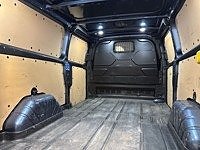 Ford Transit Custom 16 of 19