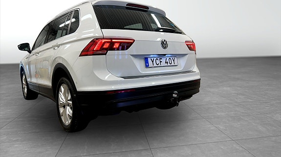 Volkswagen Tiguan 13 of 25