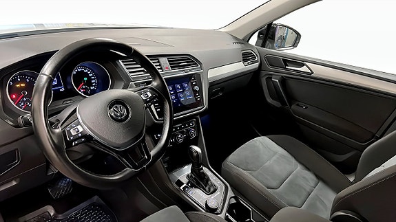 Volkswagen Tiguan 7 of 25