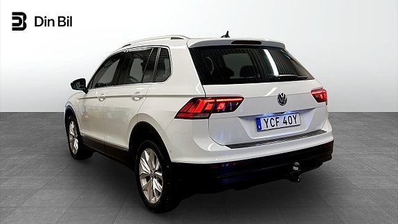 Volkswagen Tiguan 3 of 25