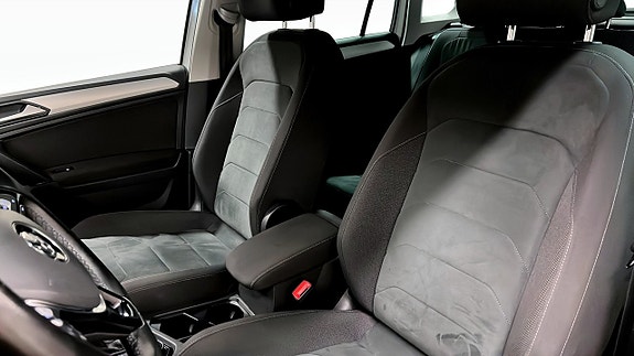 Volkswagen Tiguan 8 of 25