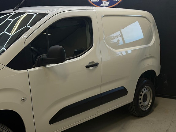 Peugeot Partner 14 of 22