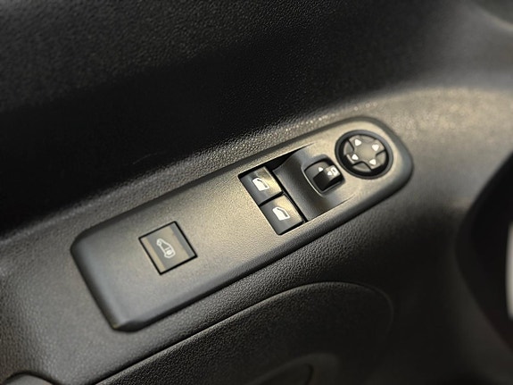 Peugeot Partner 8 of 22