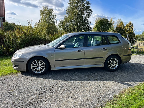 Saab 9-3 2 of 16