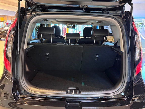 Kia Soul 10 of 17