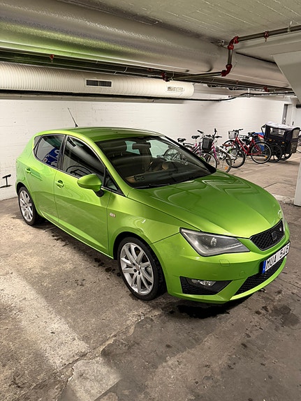 Seat Ibiza 2 of 12