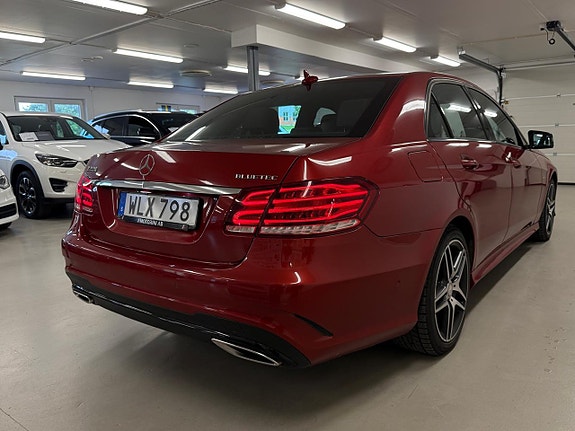 Mercedes-Benz E220 15 of 27