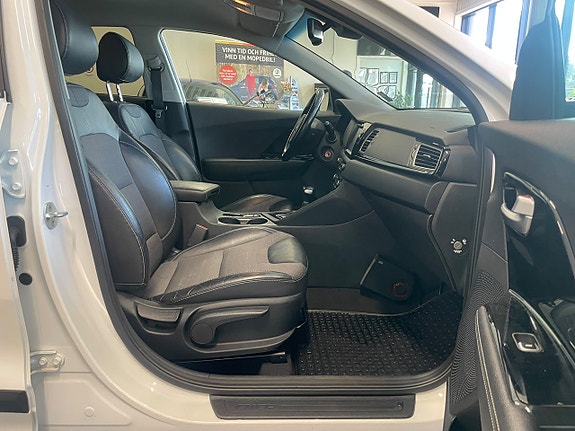 Kia Niro 14 of 30