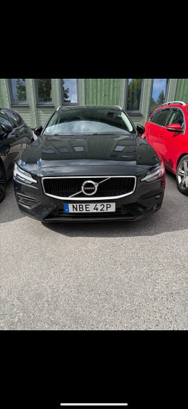 Volvo V60 4 of 13