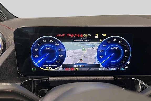 Mercedes-Benz EQA250+ 10 of 14