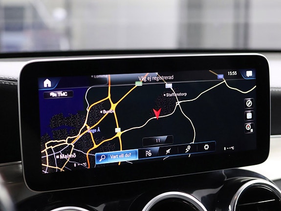 Mercedes-Benz GLC300 e 17 of 30