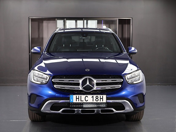 Mercedes-Benz GLC300 e 5 of 30