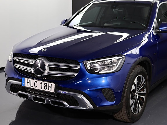 Mercedes-Benz GLC300 e 3 of 30
