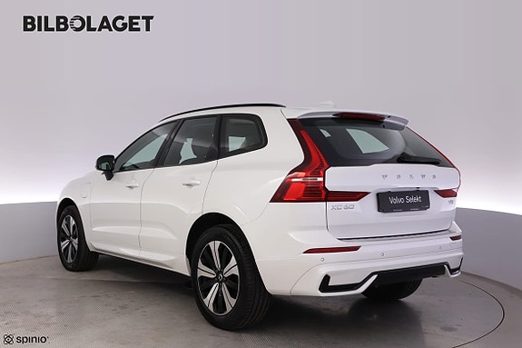 Volvo XC60 3 of 28