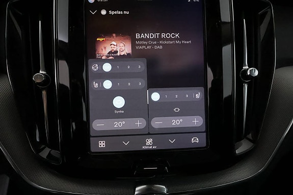 Volvo XC60 12 of 28
