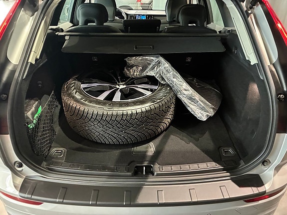 Volvo XC60 12 of 19
