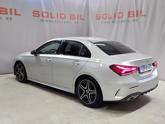 Mercedes-Benz A200 4 of 15