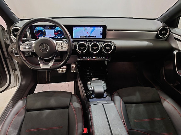 Mercedes-Benz A200 8 of 15
