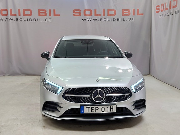 Mercedes-Benz A200 2 of 15