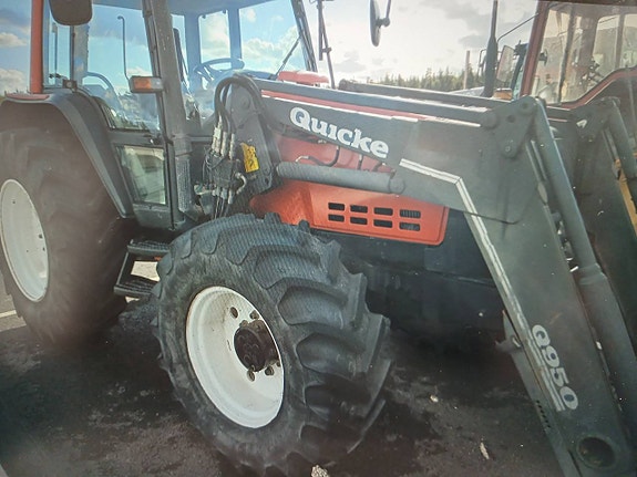 Valtra 6400 raktor 4 of 9