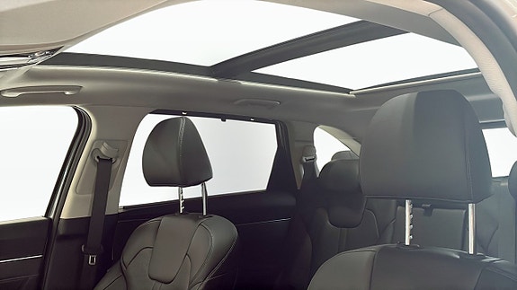 Kia Sorento 13 of 15