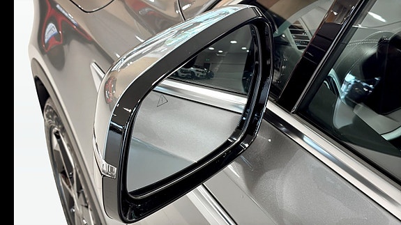 Kia Sorento 10 of 15