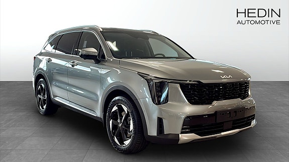 Kia Sorento 7 of 15