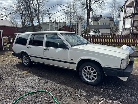 Volvo 740 4 of 12
