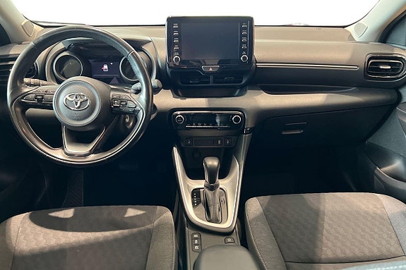Toyota Yaris 10 of 21