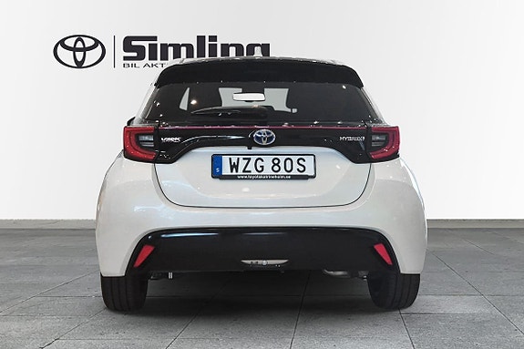 Toyota Yaris 5 of 11