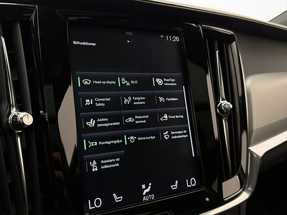 Volvo V90 24 of 30