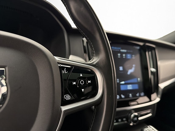 Volvo V90 18 of 30