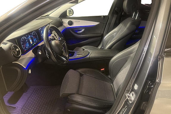 Mercedes-Benz E300 11 of 22