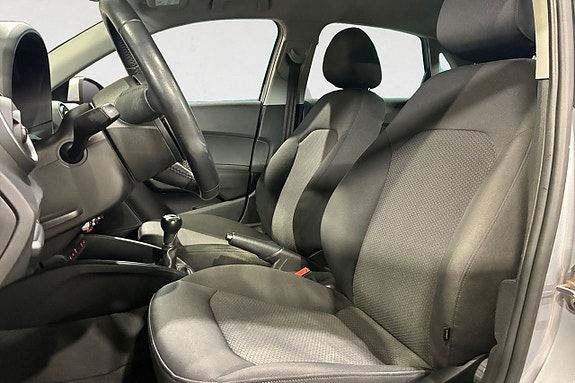 Audi A1 3 of 17